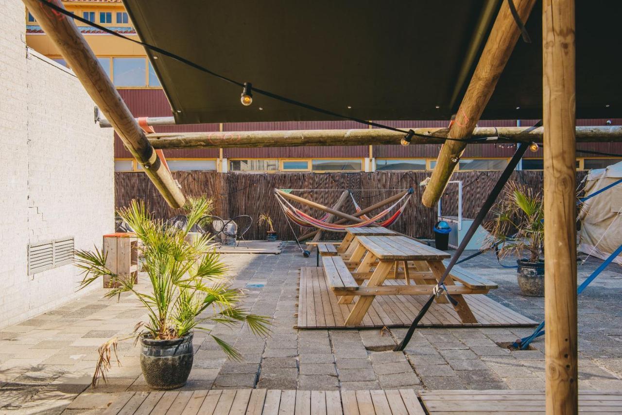 Family & Surfhostel Petten Exterior photo